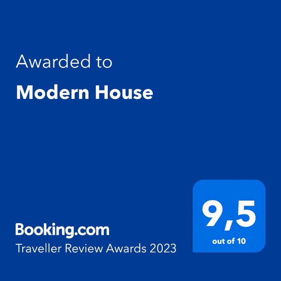 Modern House Apartment Napoli Bagian luar foto