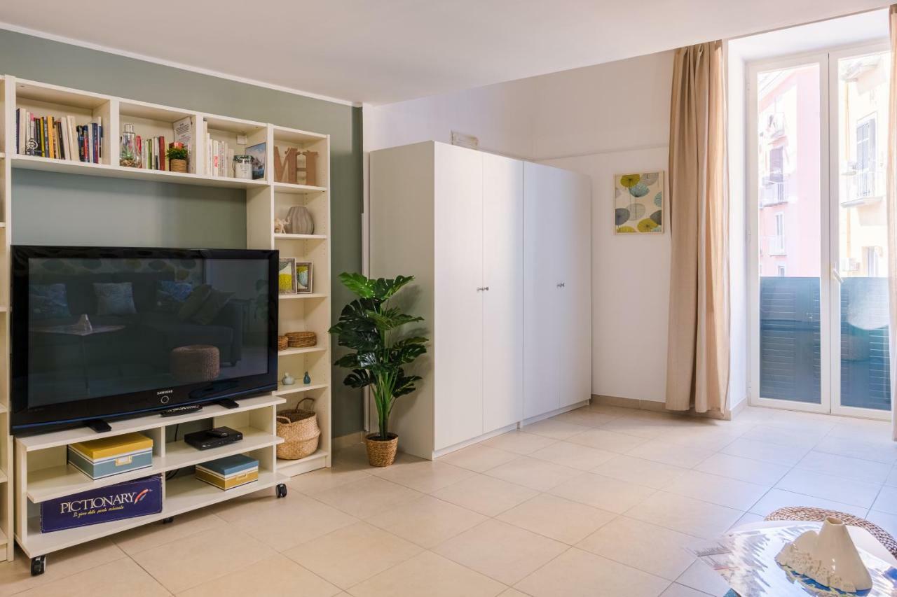 Modern House Apartment Napoli Bagian luar foto